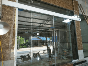 cửa lùa tự động