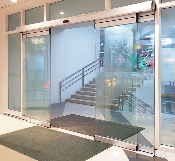 cửa kính tự động