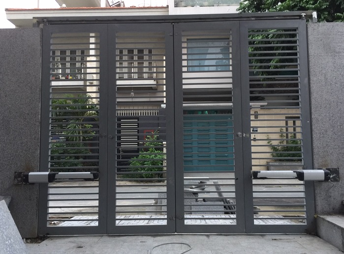 lắp đặt cửa cổng mở tự động