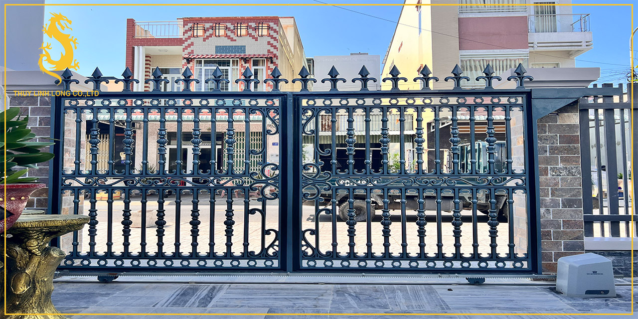 Cổng sắt tự động