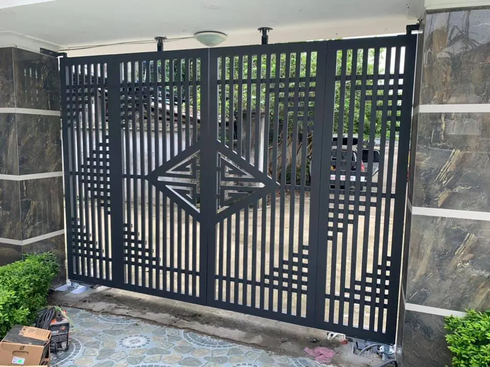 Cổng tự động bốn cánh