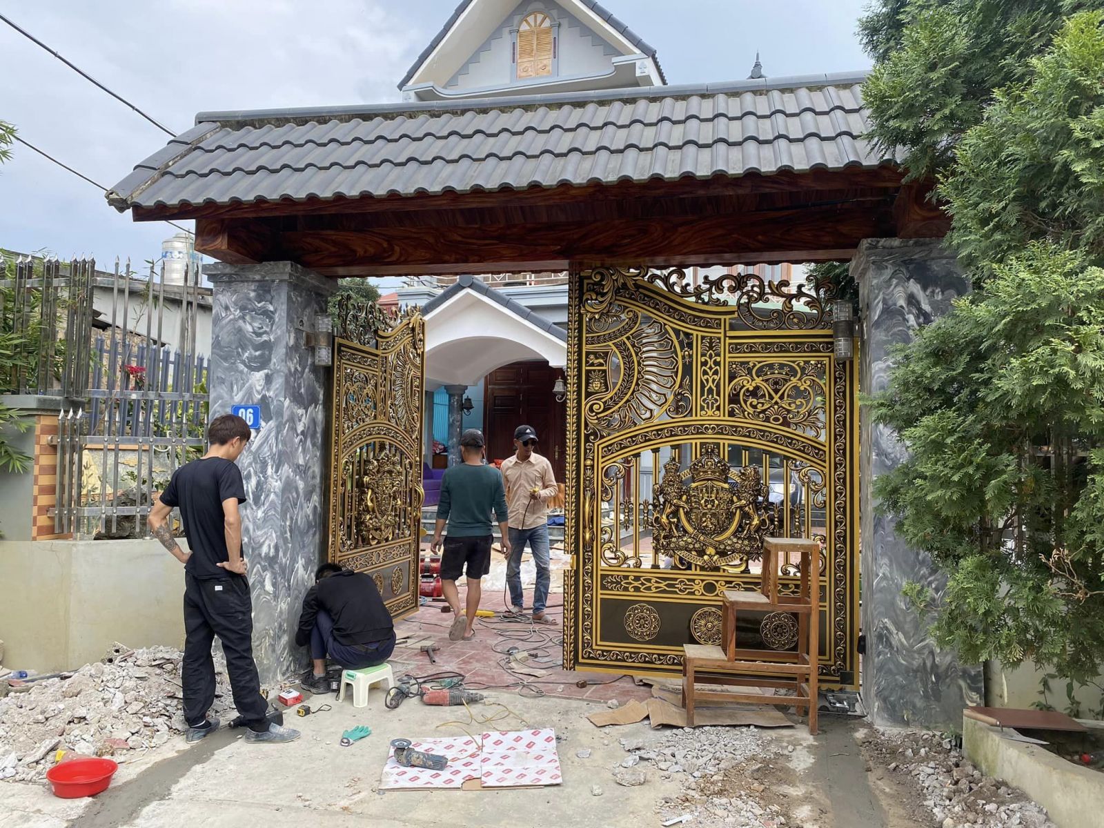 Mô tơ cửa tự động