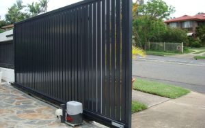 Cổng trượt tự động mở cửa sang ngang