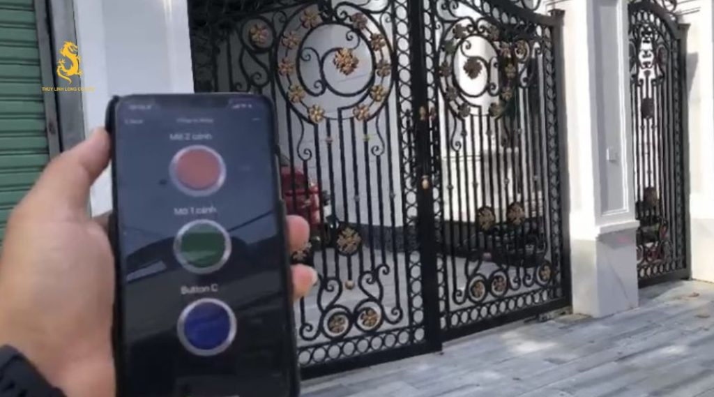 Điều khiển cổng bằng điện thoại hoạt động như thế nào?