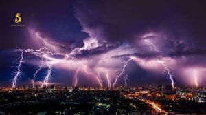 Nguyên nhân gì khiến cổng nhà bị sét đánh? 