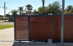 Cổng đẩy ngang xếp lớp tối giản, tiết kiệm không gian