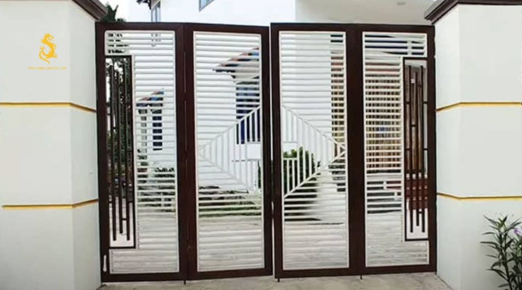 Kích thước cửa cổng 4 cánh theo phong thủy thế nào là chuẩn?