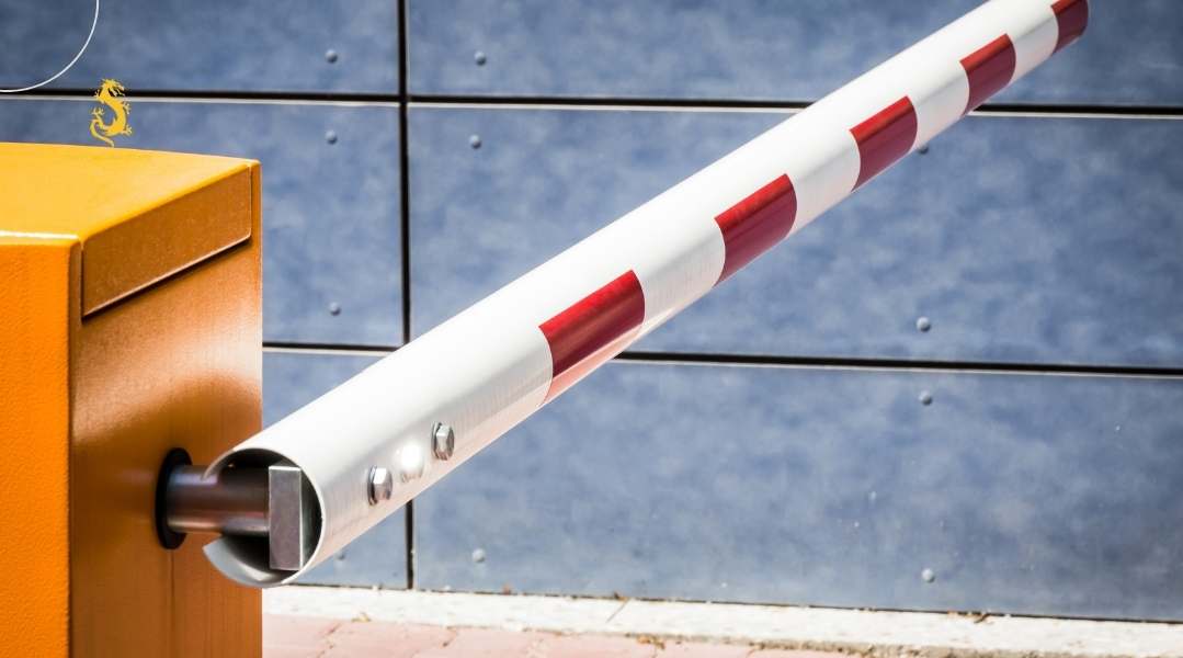 Cổng barrier vẫn có thể gặp sự cố mất điện dù được thiết kế hoạt động liên tục