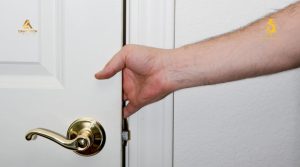 Có thể sử dụng thuốc giảm đau để giảm đau vùng tay bị kẹp