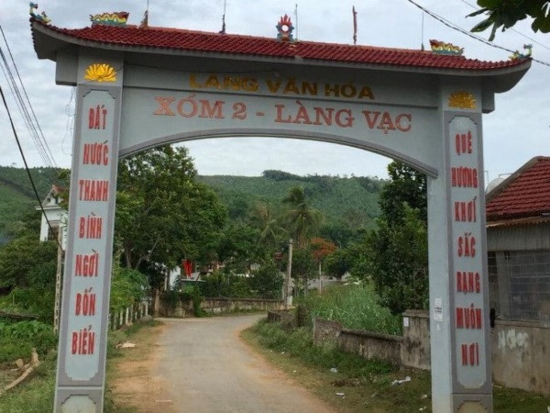 Những câu đối cổng làng thể hiện vẻ đẹp quê hương, đất nước