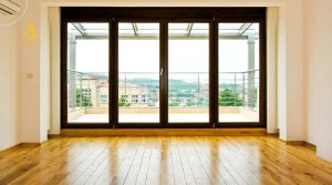 Mẫu cửa kính cường lực khung nhôm Xingfa có giá thành rẻ mà vẫn có chất lượng tốt