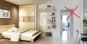 cửa phòng ngủ đối diện nhau