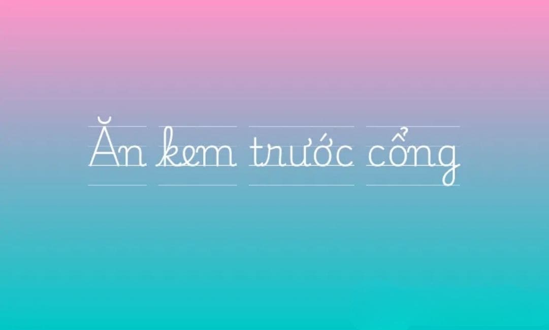 Nghĩa đen và nghĩa bóng của ăn kem trước cổng là gì?